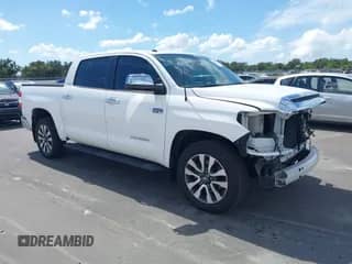 2018 Toyota Tundra SR5 с VIN 5TFFY5F17JX242406, выставлен на аукционе IAAI как лот 43420195 с пробегом 46 880 миль миль и . История ставок и продаж доступна на DreamBid. Изображение 1.