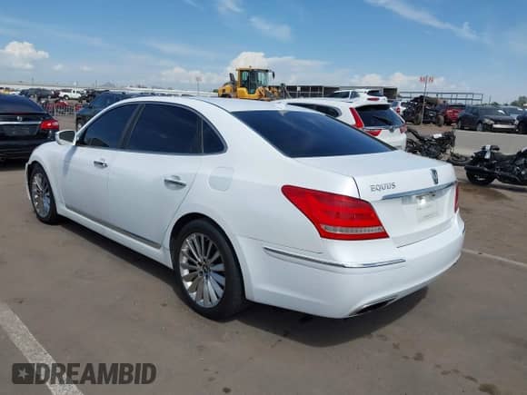 2014 Hyundai Equus Ultimate z VIN KMHGH4JH1EU083971, wystawiony jako IAAI lot #43242212 z przebiegiem 58 716 mil mil oraz . Historia ofert i sprzedaży dostępna na DreamBid. Obrazek 3.
