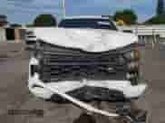 2022 Chevrolet Silverado 1500 Custom z VIN 1GCPABEK3NZ606543, wystawiony jako Copart lot #67823405 z przebiegiem 61 489 mil mil oraz Szkoda całkowita • Salvage title. Historia ofert i sprzedaży dostępna na DreamBid. Obrazek 5.