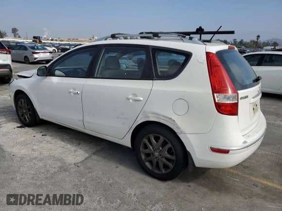 2012 Hyundai Elantra SE z VIN KMHDC8AE7CU142761, wystawiony jako Copart lot #85588045 z przebiegiem 126 401 mil mil oraz Szkoda całkowita • Salvage title. Historia ofert i sprzedaży dostępna na DreamBid. Obrazek 2.