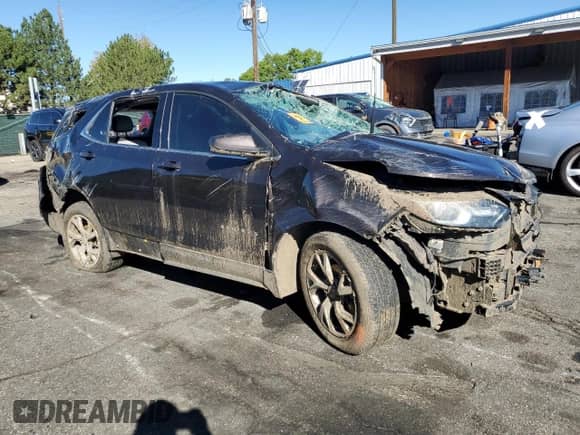 2020 Chevrolet Equinox LT with VIN 2GNAXUEV9L6161719, listed as a Copart auction lot 84024735 with Not provided miles and Salvage title. Bid and sale history available at DreamBid. Image 4.