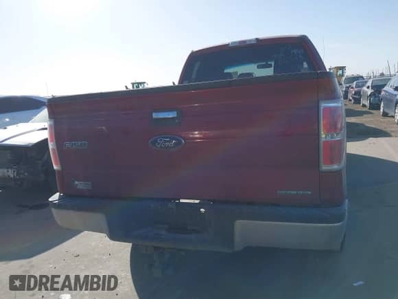 2014 Ford F-150 XL z VIN 1FTEX1CM9EFB16548, wystawiony jako IAAI lot #41743490 z przebiegiem 232 325 mil mil oraz . Historia ofert i sprzedaży dostępna na DreamBid. Obrazek 16.