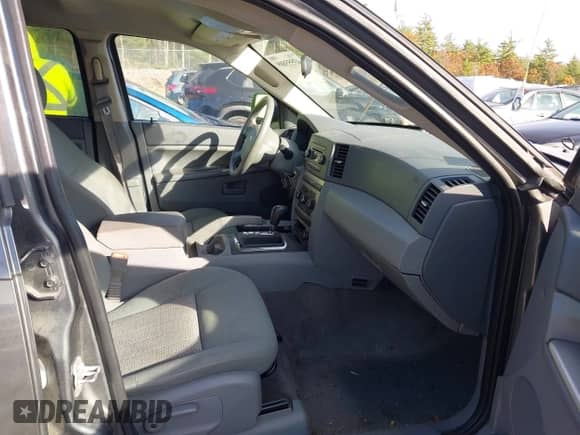 2007 Jeep Grand Cherokee Laredo с VIN 1J8GR48K47C680200, выставлен на аукционе IAAI как лот 43555809 с пробегом 149 094 миль миль и . История ставок и продаж доступна на DreamBid. Изображение 5.