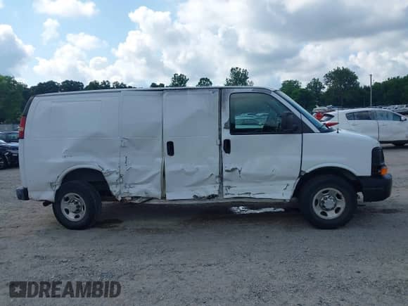 2007 Chevrolet Express Cargo с VIN 1GCGG25V971247547, выставлен на аукционе IAAI как лот 42751619 с пробегом 212 361 миль миль и . История ставок и продаж доступна на DreamBid. Изображение 13.