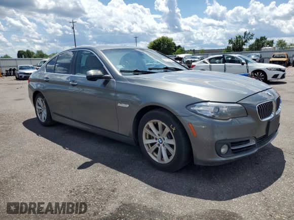 2015 BMW 5 Series 528i с VIN WBA5A5C50FD513349, выставлен на аукционе Copart как лот 62914445 с пробегом 123 433 миль миль и На запчасти • Non repairable. История ставок и продаж доступна на DreamBid. Изображение 4.