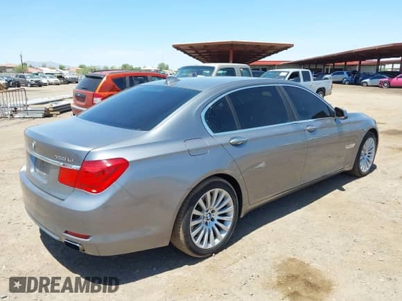 2012 BMW 7 Series 750Li xDrive with VIN WBAKC8C57CC435149, listed as a IAAI auction lot 42547400 with 125,127 mi miles and . Bid and sale history available at DreamBid. Image 4.