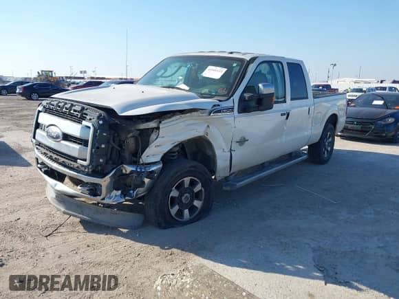 2011 Ford F-250 XL с VIN 1FT7W2BT7BEB30220, выставлен на аукционе IAAI как лот 43341113 с пробегом 444 886 миль миль и . История ставок и продаж доступна на DreamBid. Изображение 17.