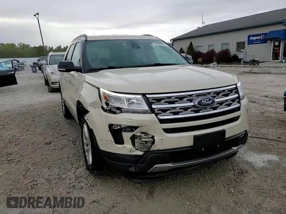 2018 Ford Explorer XLT с VIN 1FM5K8D80JGB81474, выставлен на аукционе Copart как лот 84808915 с пробегом 40 677 миль миль и Списание • Salvage title. История ставок и продаж доступна на DreamBid. Изображение 14.