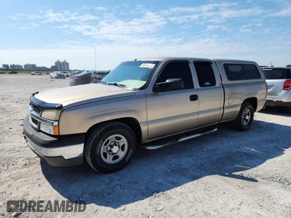 2004 Chevrolet Silverado 1500 LS with VIN 2GCEC19T541279214, listed as a Copart auction lot 69546115 with 144,977 mi miles and Clean title. Bid and sale history available at DreamBid. Image 1.