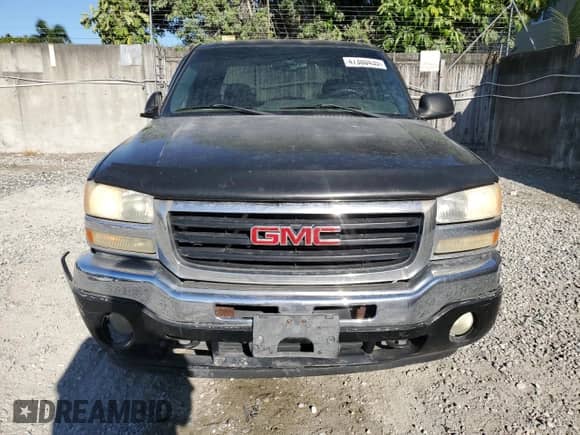 2007 GMC Sierra 1500 SLE1 with VIN 2GTEC13Z871113657, listed as a Copart auction lot 47380435 with 183,600 mi miles and Salvage title. Bid and sale history available at DreamBid. Image 5.