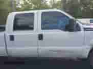 2013 Ford F-250 XL z VIN 1FT7W2B61DEA15321, wystawiony jako IAAI lot #42275606 z przebiegiem 317 546 mil mil oraz . Historia ofert i sprzedaży dostępna na DreamBid. Obrazek 13.