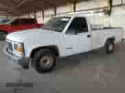 1998 GMC Sierra 1500 z VIN 1GTEC14M6WZ850008, wystawiony jako Copart lot #68911324 z przebiegiem 110 409 mil mil oraz Szkoda całkowita • Salvage title. Historia ofert i sprzedaży dostępna na DreamBid. Obrazek 1.