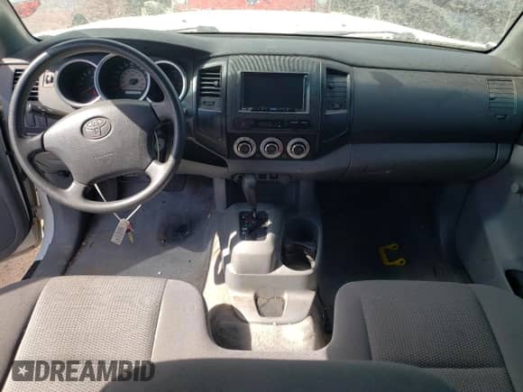 2009 Toyota Tacoma с VIN 5TENX22N19Z652466, выставлен на аукционе Copart как лот 84808965 с пробегом 222 087 миль миль и Списание • Salvage title. История ставок и продаж доступна на DreamBid. Изображение 8.