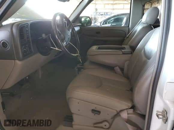2005 Chevrolet Avalanche LS with VIN 3GNEK12Z95G176041, listed as a Copart auction lot 67325355 with 234,864 mi miles and Salvage title. Bid and sale history available at DreamBid. Image 7.
