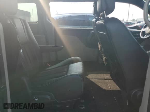2020 Dodge Grand Caravan SXT with VIN 2C4RDGCG7LR169620, listed as a Copart auction lot 67822585 with 136,031 mi miles and Salvage title. Bid and sale history available at DreamBid. Image 11.