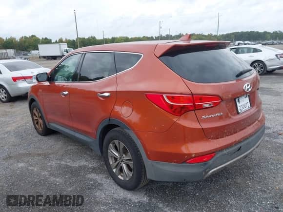 2016 Hyundai Santa Fe with VIN 5XYZTDLB4GG352635, listed as a IAAI auction lot 43173824 with Not provided miles and . Bid and sale history available at DreamBid. Image 3.