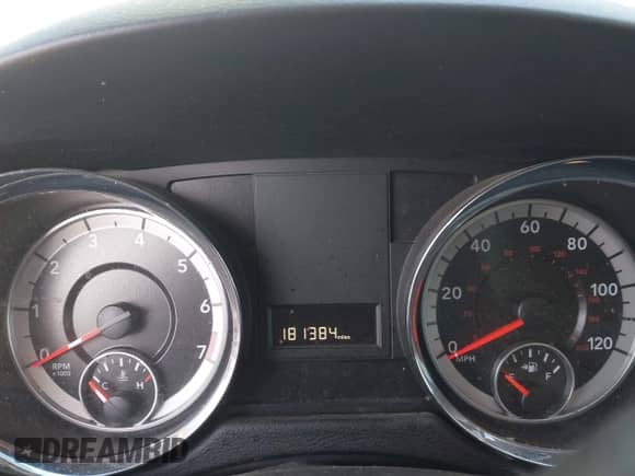 2017 Dodge Grand Caravan SE Plus with VIN 2C4RDGBG0HR687447, listed as a IAAI auction lot 43417153 with 181,384 mi miles and . Bid and sale history available at DreamBid. Image 7.