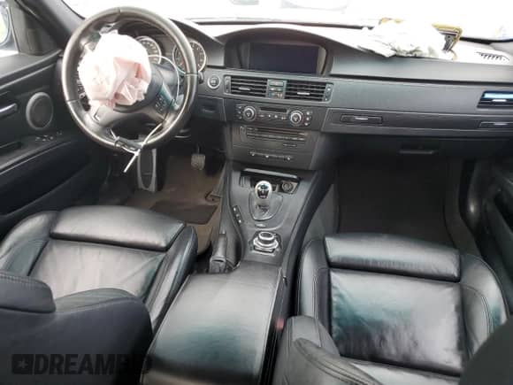 2009 BMW M3 с VIN WBSPM93579E201899, выставлен на аукционе Copart как лот 81707204 с пробегом Не указан миль и Списание • Salvage title. История ставок и продаж доступна на DreamBid. Изображение 8.