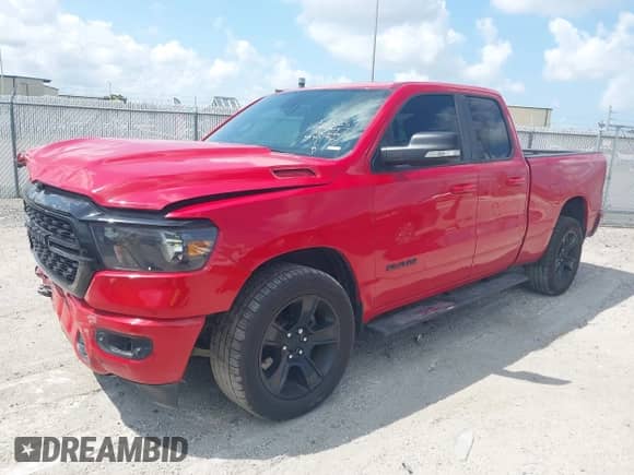 2022 Ram 1500 Big Horn z VIN 1C6RREBT8NN157536, wystawiony jako IAAI lot #42366647 z przebiegiem 71 642 mil mil oraz . Historia ofert i sprzedaży dostępna na DreamBid. Obrazek 2.
