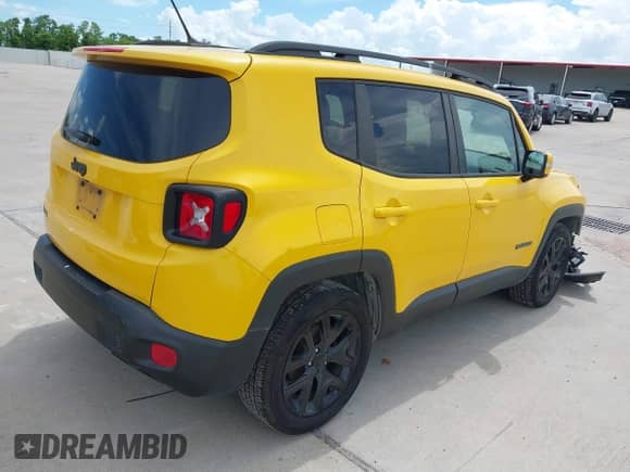 2017 Jeep Renegade Latitude с VIN ZACCJABB9HPG35478, выставлен на аукционе IAAI как лот 42576406 с пробегом 95 518 миль миль и . История ставок и продаж доступна на DreamBid. Изображение 4.