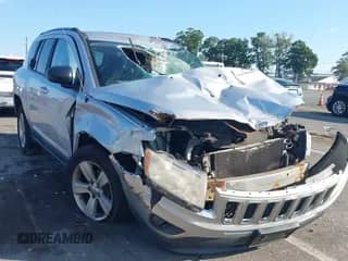 2011 Jeep Compass Latitude с VIN 1J4NF1FB6BD223782, выставлен на аукционе IAAI как лот 43196205 с пробегом 234 947 миль миль и . История ставок и продаж доступна на DreamBid. Изображение 1.