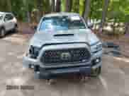 2019 Toyota Tacoma SR5 z VIN 3TMAZ5CN1KM113843, wystawiony jako IAAI lot #42716836 z przebiegiem 43 164 mil mil oraz . Historia ofert i sprzedaży dostępna na DreamBid. Obrazek 12.