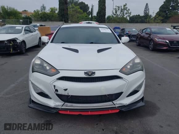 2013 Hyundai Genesis Coupe 2.0T с VIN KMHHT6KD8DU081739, выставлен на аукционе IAAI как лот 42500742 с пробегом 127 330 миль миль и . История ставок и продаж доступна на DreamBid. Изображение 12.