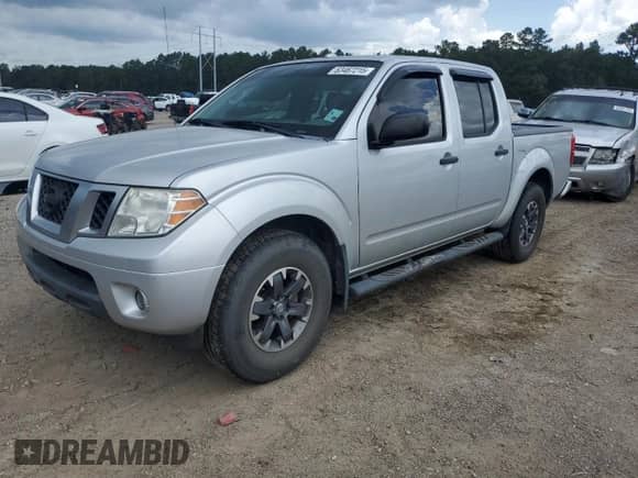 2016 Nissan Frontier Desert Runner z VIN 1N6AD0ERXGN740715, wystawiony jako Copart lot #63467215 z przebiegiem 93 444 mil mil oraz Szkoda całkowita • Salvage title. Historia ofert i sprzedaży dostępna na DreamBid. Obrazek 1.