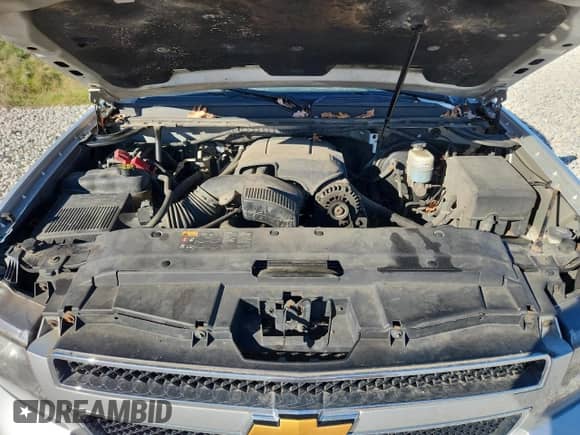 2011 Chevrolet Tahoe LT with VIN 1GNSKBE04BR256266, listed as a Copart auction lot 90235365 with 314,852 mi miles and Clean title. Bid and sale history available at DreamBid. Image 12.