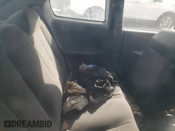 2003 Hyundai Accent с VIN KMHCF35C33U255489, выставлен на аукционе Copart как лот 75490604 с пробегом 219 457 миль миль и Списание • Salvage title. История ставок и продаж доступна на DreamBid. Изображение 10.