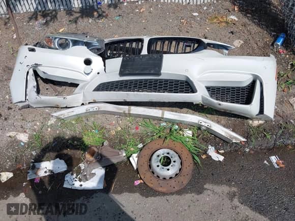 2015 BMW M3 with VIN WBS3C9C5XFP804055, listed as a IAAI auction lot 42947353 with 107,206 mi miles and . Bid and sale history available at DreamBid. Image 12.