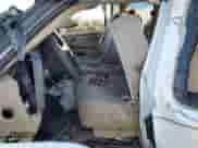2002 Chevrolet Silverado 2500 LS с VIN 1GCGK29U92Z317994, выставлен на аукционе Copart как лот 47429115 с пробегом Не указан миль и На запчасти • Non repairable. История ставок и продаж доступна на DreamBid. Изображение 7.