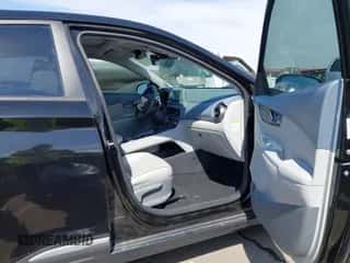 2021 Hyundai Kona Limited с VIN KM8K33AG6MU132431, выставлен на аукционе IAAI как лот 43087995 с пробегом 61 770 миль миль и . История ставок и продаж доступна на DreamBid. Изображение 5.