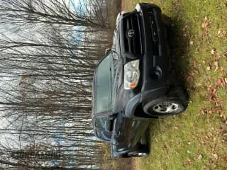 2006 Toyota Tacoma с VIN TEMU52NX6Z264217, выставлен на аукционе Copart как лот 80506174 с пробегом 226 853 миль миль и Чистый • Clean title. История ставок и продаж доступна на DreamBid. Изображение 1.