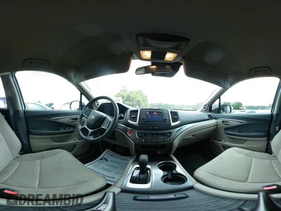 2019 Honda Pilot LX z VIN 5FNYF5H14KB016721, wystawiony jako IAAI lot #43139136 z przebiegiem 111 555 mil mil oraz . Historia ofert i sprzedaży dostępna na DreamBid. Obrazek 22.