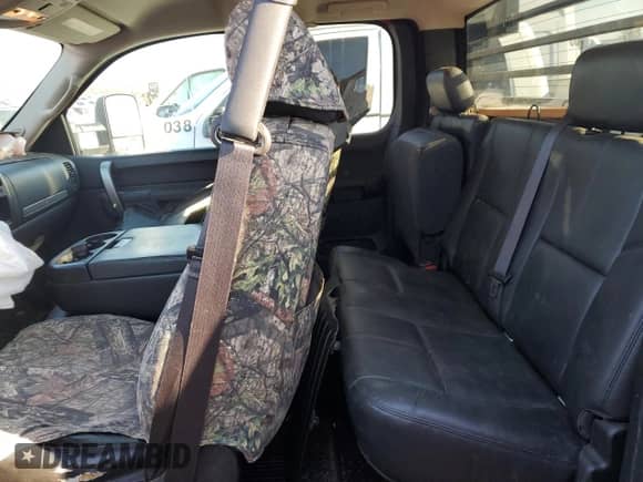 2013 Chevrolet Silverado 3500HD LTZ с VIN 1GC5K0C86DZ217751, выставлен на аукционе Copart как лот 50177235 с пробегом 119 297 миль миль и Списание • Salvage title. История ставок и продаж доступна на DreamBid. Изображение 10.