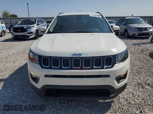 2021 Jeep Compass Latitude with VIN 3C4NJDBB0MT589407, listed as a Copart auction lot 71501795 with 62,093 mi miles and Salvage title. Bid and sale history available at DreamBid. Image 5.