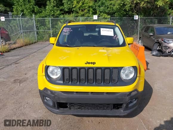 2017 Jeep Renegade Latitude with VIN ZACCJBBB7HPE76594, listed as a IAAI auction lot 42956858 with 123,046 mi miles and . Bid and sale history available at DreamBid. Image 13.