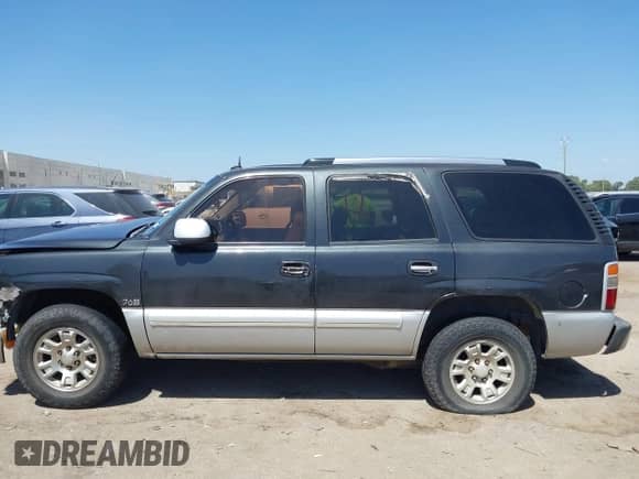 2004 Chevrolet Tahoe LS with VIN 1GNEC13Z24R111364, listed as a IAAI auction lot 42842938 with 337,985 mi miles and . Bid and sale history available at DreamBid. Image 14.