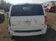 2016 Dodge Grand Caravan SE с VIN 2C4RDGBG7GR370375, выставлен на аукционе Copart как лот 80007635 с пробегом 105 908 миль миль и Списание • Salvage title. История ставок и продаж доступна на DreamBid. Изображение 6.
