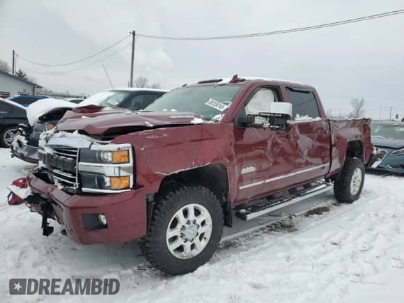 2015 Chevrolet Silverado 3500HD High Country с VIN 1GC4K1E89FF655148, выставлен на аукционе Copart как лот 88259245 с пробегом 63 600 миль миль и Списание • Salvage title. История ставок и продаж доступна на DreamBid. Изображение 1.