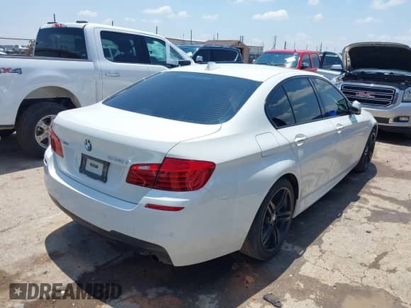 2015 BMW 5 Series 535i xDrive with VIN WBA5B3C5XFD548773, listed as a IAAI auction lot 42669356 with 127,415 mi miles and . Bid and sale history available at DreamBid. Image 4.