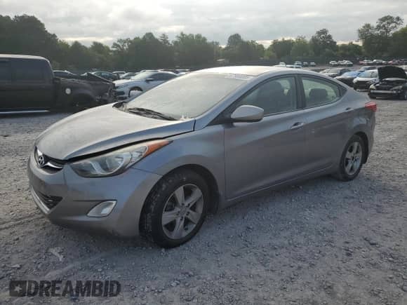 2013 Hyundai Elantra GLS с VIN KMHDH4AE1DU604498, выставлен на аукционе Copart как лот 67900005 с пробегом 125 720 миль миль и Списание • Salvage title. История ставок и продаж доступна на DreamBid. Изображение 1.