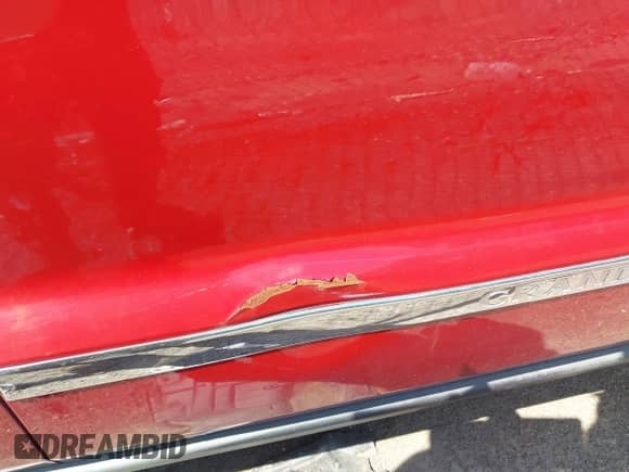 2011 Jeep Grand Cherokee Laredo с VIN 1J4RR4GG7BC574548, выставлен на аукционе IAAI как лот 43076156 с пробегом 206 558 миль миль и . История ставок и продаж доступна на DreamBid. Изображение 6.