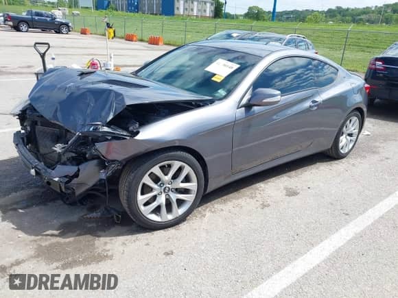 2015 Hyundai Genesis Coupe 3.8L Base with VIN KMHHT6KJ4FU130749, listed as a IAAI auction lot 42190148 with 101,922 mi miles and . Bid and sale history available at DreamBid. Image 18.