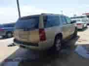 2007 Chevrolet Suburban LS with VIN 1GNFC16J77R264823, listed as a IAAI auction lot 42680813 with Not provided miles and . Bid and sale history available at DreamBid. Image 4.