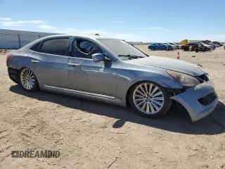 2014 Hyundai Equus Signature with VIN KMHGH4JH4EU085701, listed as a Copart auction lot 68970455 with 151,413 mi miles and Salvage title. Bid and sale history available at DreamBid. Image 4.