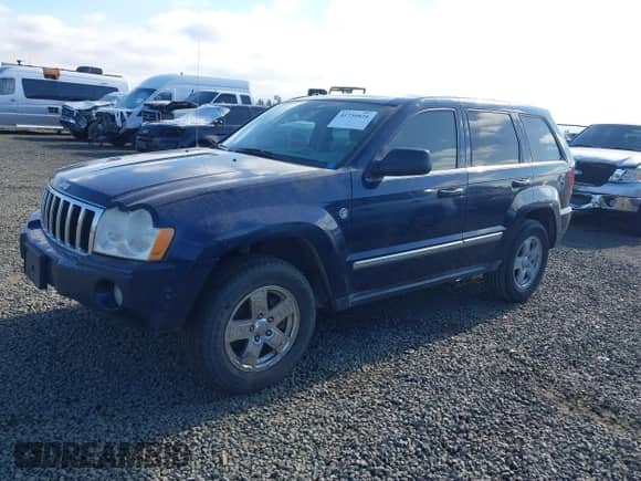 2005 Jeep Grand Cherokee Limited with VIN 1J8HR58245C677238, listed as a IAAI auction lot 41730828 with Not provided miles and . Bid and sale history available at DreamBid. Image 2.