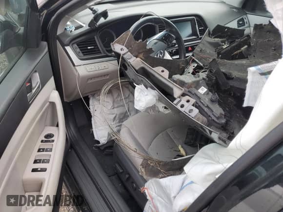 2018 Hyundai Sonata Sport with VIN 5NPE34AF9JH651493, listed as a Copart auction lot 72063135 with Not provided miles and Salvage title. Bid and sale history available at DreamBid. Image 8.