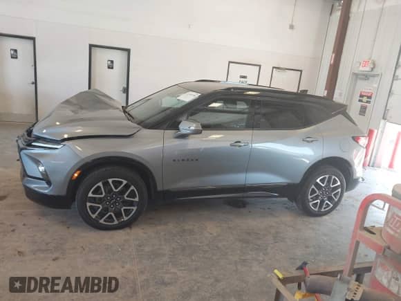 2024 Chevrolet Blazer RS with VIN 3GNKBKRS5RS132834, listed as a IAAI auction lot 42550700 with 26,394 mi miles and . Bid and sale history available at DreamBid. Image 14.